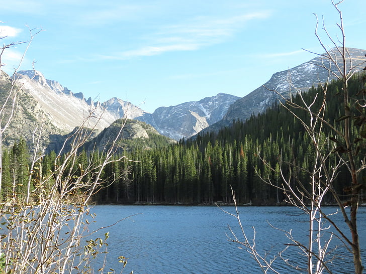 Bear lake, sneeuw afgetopte berg, blauwe hemel, Colorado, Rocky mountains, landschap, wildernis