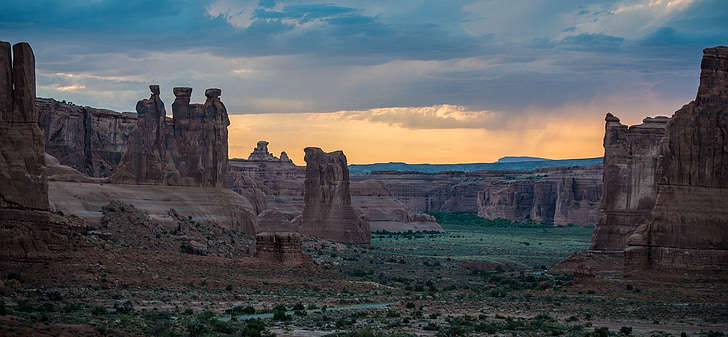 soudu věže, Národní park Arches, Západ slunce, soumraku, večer, Divočina, Moab
