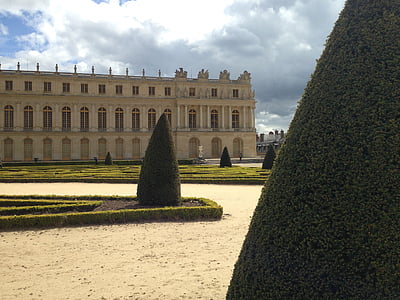 Versalles, jardí, Castell