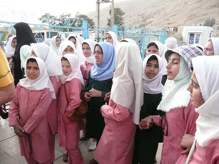 Irán, clase de la escuela, chica, uniforme escolar