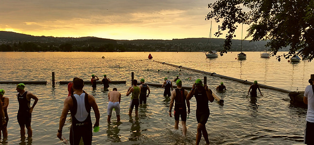 lever du soleil, homme de fer, Zurich, gens, piscine, Triathlon, eau