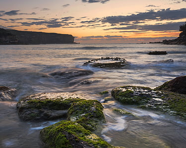 paysage marin, Sydney, Australie, lever du soleil, roches, réflexion, orange