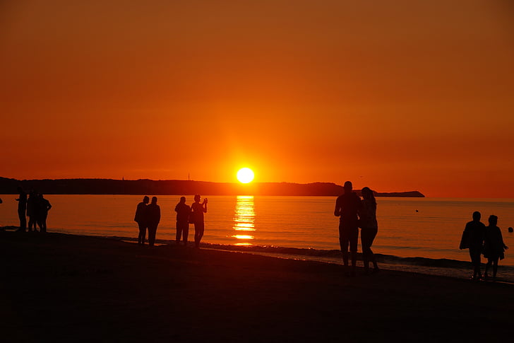 sunset, people on the beach, beach, romance, sea