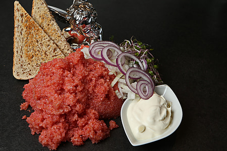 lumpfish roe, giblets, eggs, fish, delicacy, toast, red onion
