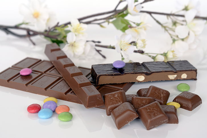 шоколад, Швейцарський шоколад, цукерки, смачні, клювання, Солодкий, горіхи