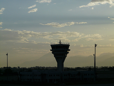 kontrolni stolp, stolp, letališče, varnosti v letalstvu, kontrolorjev zračnega prometa, zračnega prometa, letalstvo