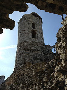 Ogrodzieniec, Lengyelország, Castle, emlékmű, tornyok, a romok a