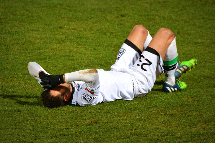 футбол, травми, Спорт, біль, футболіст, розчарування, Йован kostovski