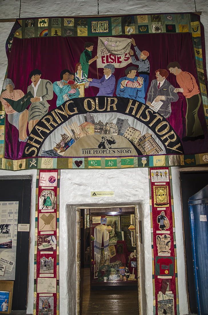 istorija, Edinburgas, muziejus, durų atidarymo