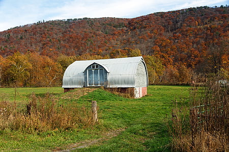 na podzim, podzim, Hills, hory, stodola, farma, venkova
