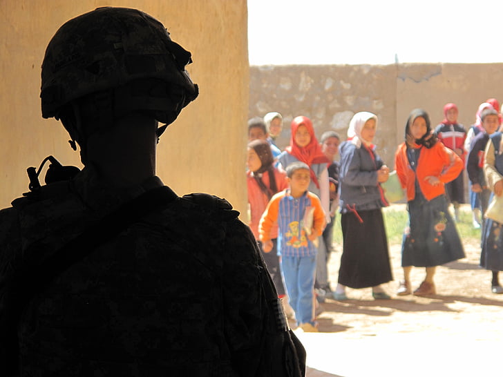 Ирак, училище, военни, преподаване, сигурност