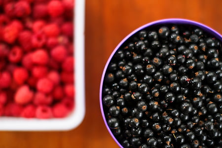 selective, focus, photo, black, berries, blueberries, raspberries