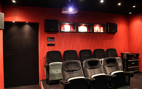 kotiteatteri, elokuva, elokuva tuoli, projektori, filmpalast, oma elokuvateatteri