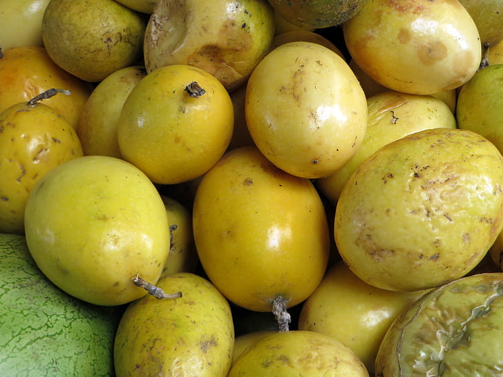 Markisa, buah-buahan eksotis, Ekuador, pasar, warna-warni