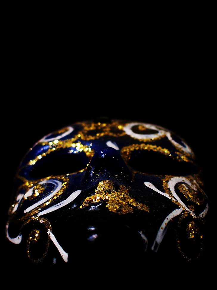 mask, gold, vacuum, black Color, macro, close-up, animal
