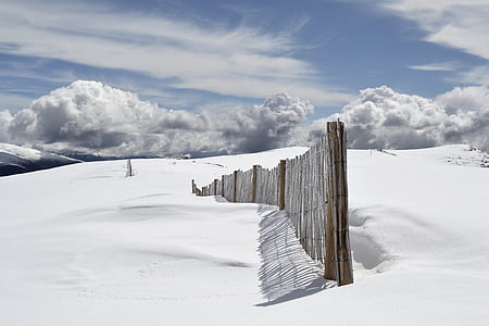 Встроенный, коричневый, деревянные, забор, снег, дневное время, Облако