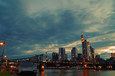Skyline, Frankfurt, Frankfurt fő, felhőkarcoló, város, utca-és városrészlet, városközpontban