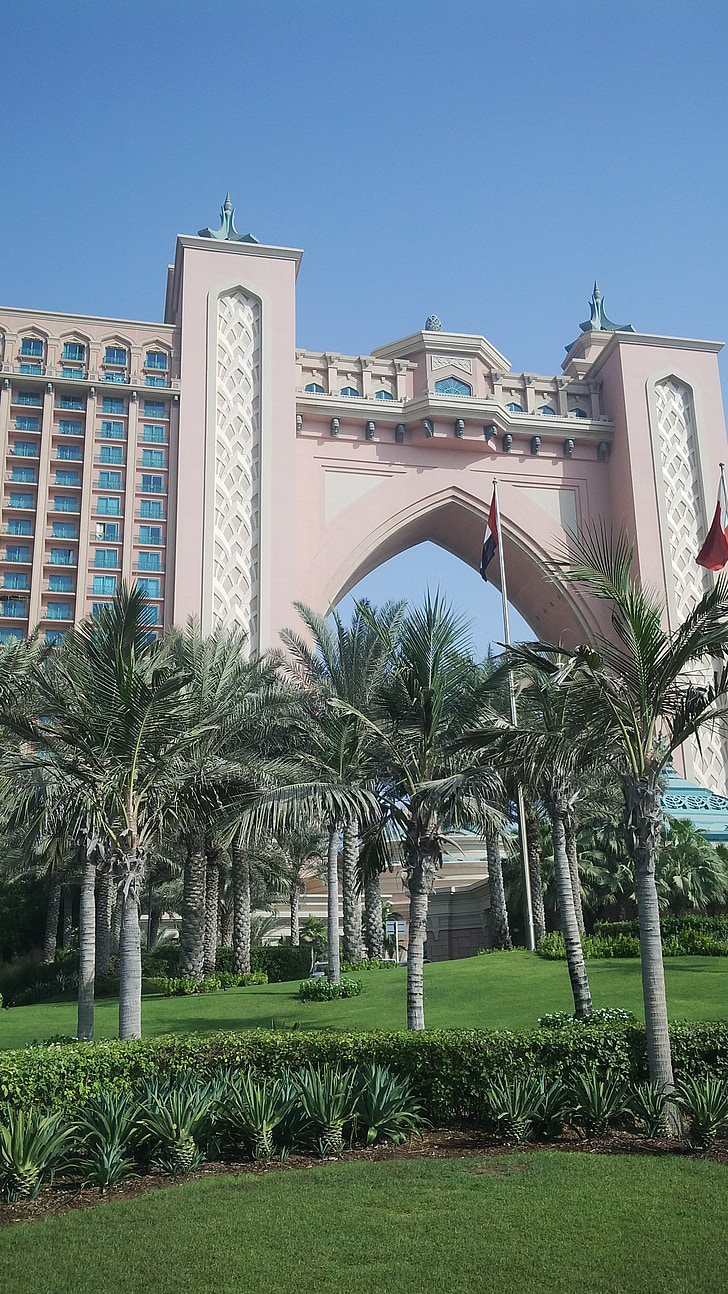 Dubai, Atlantis, khách sạn