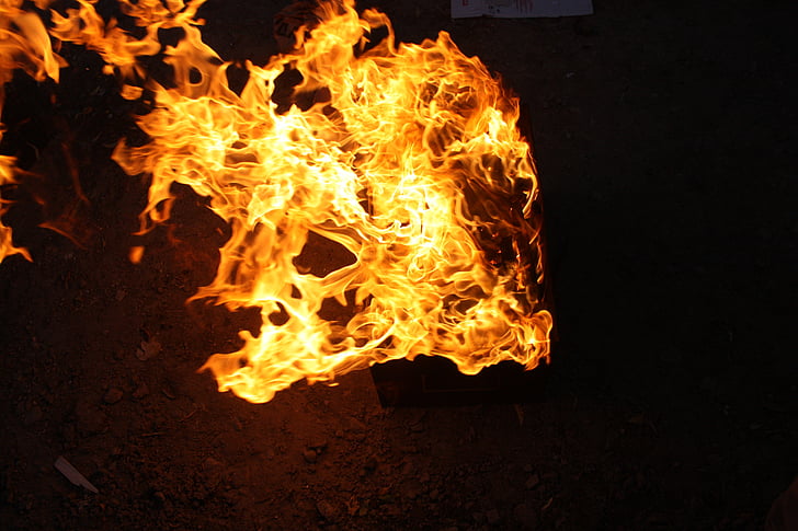 flamme, gul, dance af flammen, brand - naturligt fænomen, varme - temperatur, brænding, rød