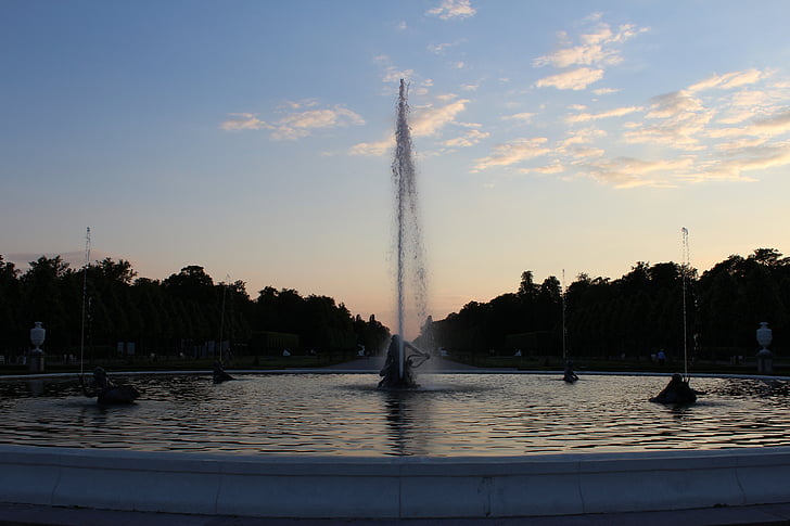 fountain, water, water jet, water fountain, evening, park, castle park