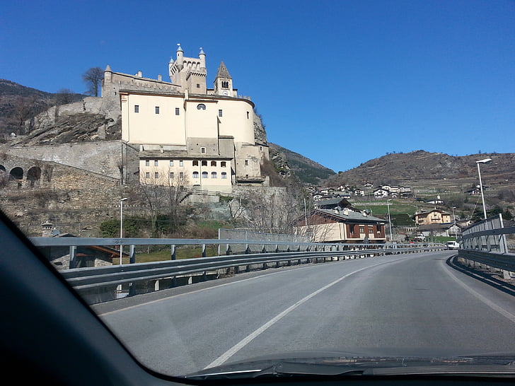 saint pierre castle, castle val d'aosta, castles, mountain