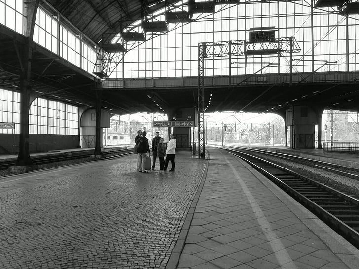 Legnica, Gare ferroviaire, pkp1