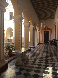 Trinidad, Old palace theo phong cách Cuba, nhà cổ thời thuộc địa ở cuba