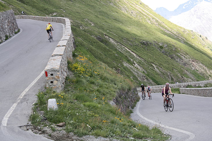 cyclists, mountain, serpentine, sport, racing cyclists, pass road, pfitscherjoch
