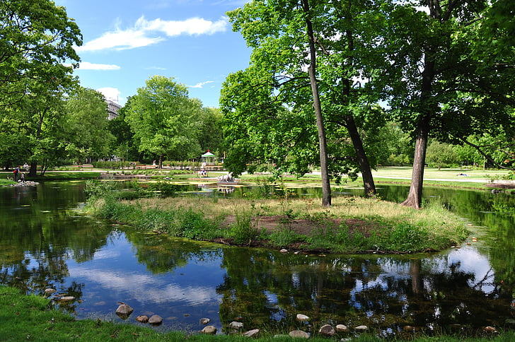 Polonia, Varsovia, krasinski jardín, Parque, Lago, verano, días de fiesta