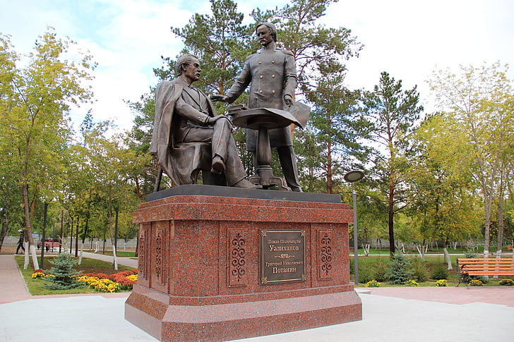Pavlodar, monumentet, valikhanov, Potanin, Memorial, staty, berömda place
