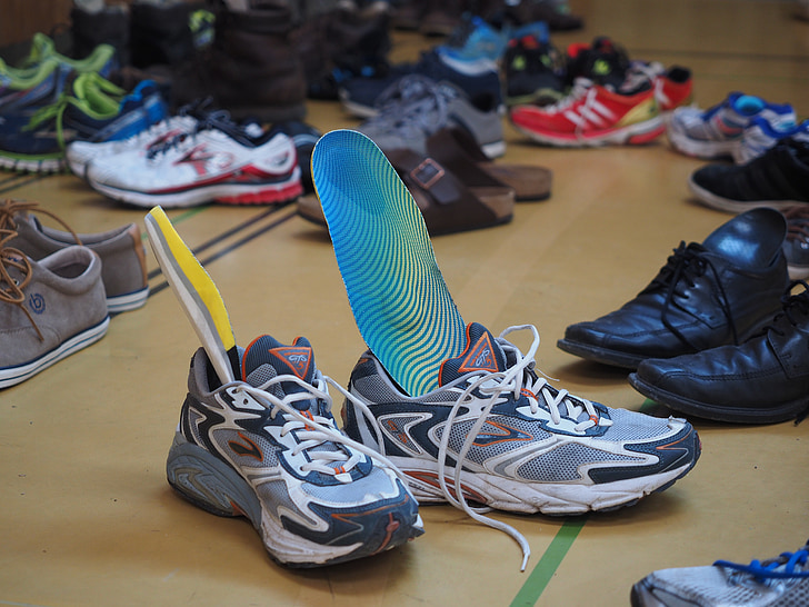 обувки, спортни обувки, маратонки, пребит, представители, маратонки, спортен