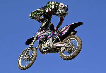 Motocross, FMX, Taliansko, motocykel, štýl, senzácia, riziko