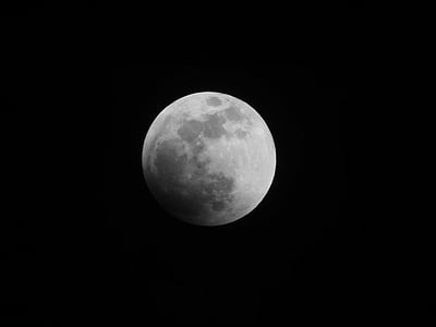 Moon eclipse, öö, Öine taevas