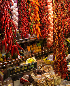 lóg a chili paprika kötelek, húrok, csomó, piros, áruház, fűszeres, friss