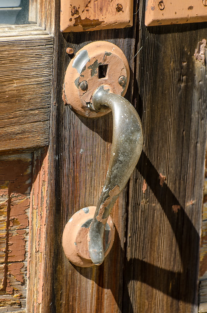kaimiško stiliaus durų rankena, senų durų rankena, aprūdijęs, kaimiško stiliaus, derlius, senas, geležies