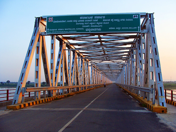 Ponte, fiume, Tungabhadra, Rosado, Karnataka, India