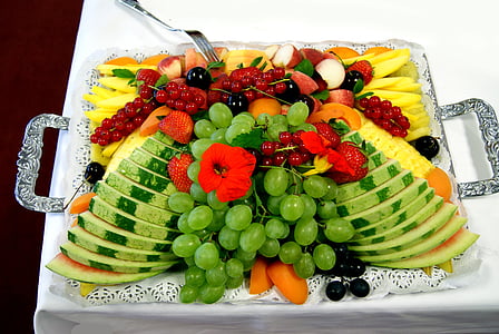 vruchten, fruit, bessen, bramen, frambozen, aardbei, kersen