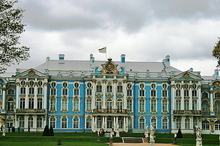 tsarskoe selo estate, st petersburg, royal palace, white, blue, ornate