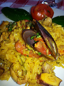 Paella, gạo, mussel