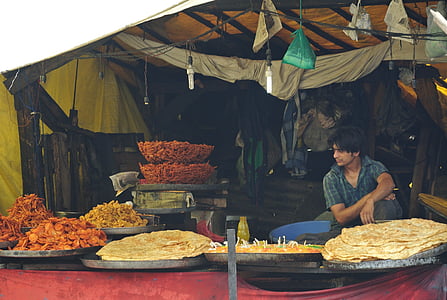 Cachemira, alimentos, auténtico, mercado indio, personas, al aire libre