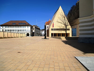 Principado de liechtenstein, arquitetura, Praça do Parlamento, Vaduz, edifício