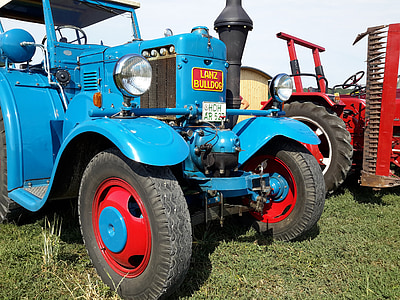Oldtimer, Lanz, traktory, remorkér, farma, muzeální kus, historicky