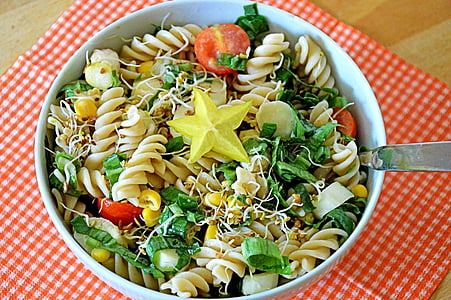 pastasalade, salade, lente, Bear's knoflook, asperges, tomaten, Stervrucht