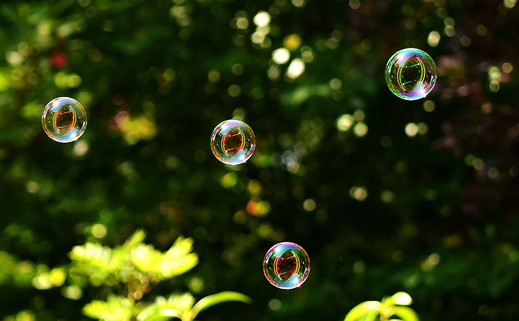 soap bubbles, puste fix, make soap bubbles, children's, fun, play outside, joy