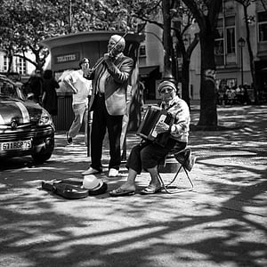 Paríž, Ulica, pouličný muzikant, znak, akordeón