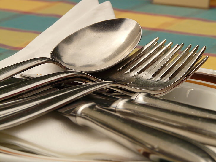 cutlery, knife, fork, spoon, eat, dine, silverware