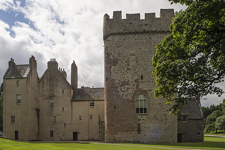 Drum castle, hrad, Aberdeenshire, Škótsko, stredovek, historicky