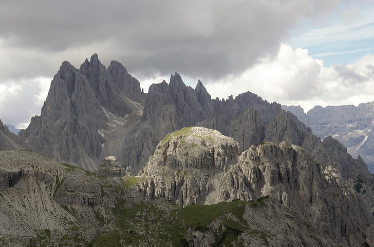 los Dolomitas, los Alpes, Tre cime di lavaredo, Italia, montañas, Ver, paisaje