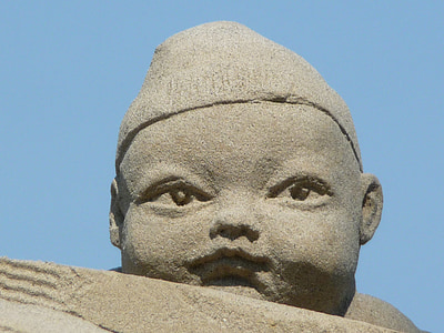 sand sculpture, baby, face, lake constance, rorschach