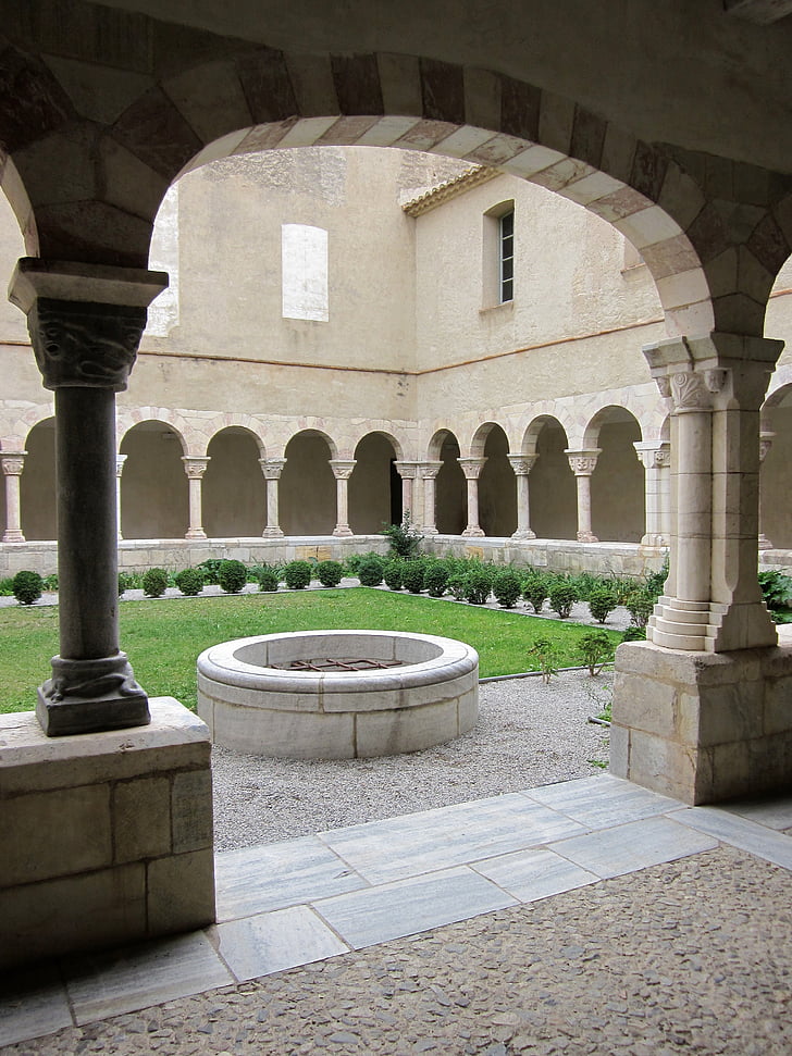 Saint-génis-des-fontaines, cloisteren, Abbey, Benedictine, Pyrénées-orientales, Frankrike